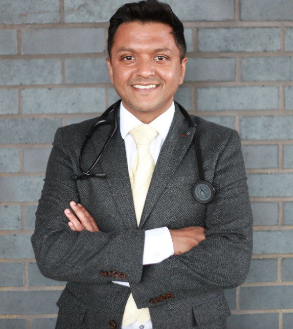 Dr Navin Chandra